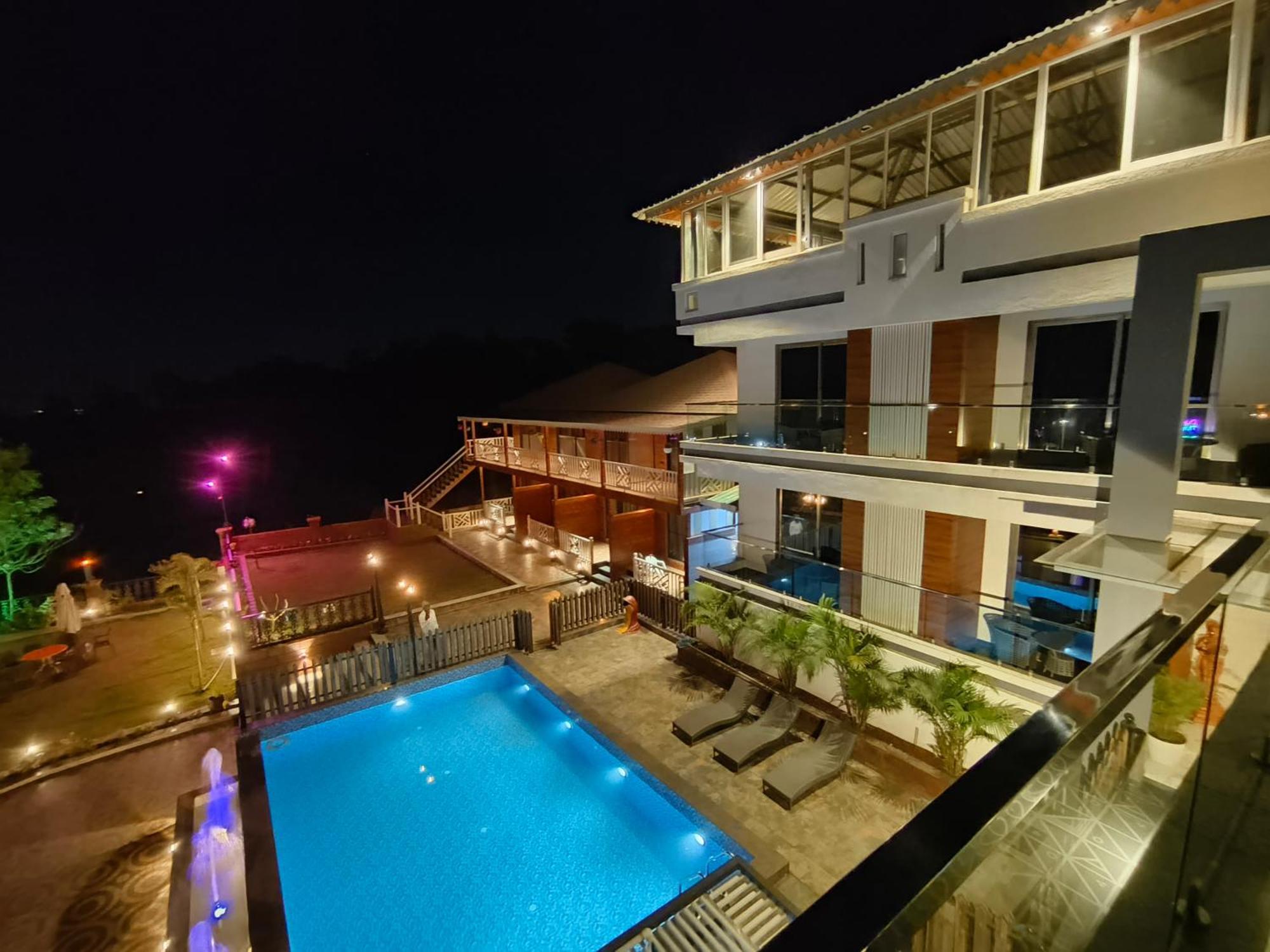 Arc Valley Resort 마하발레슈와르 외부 사진